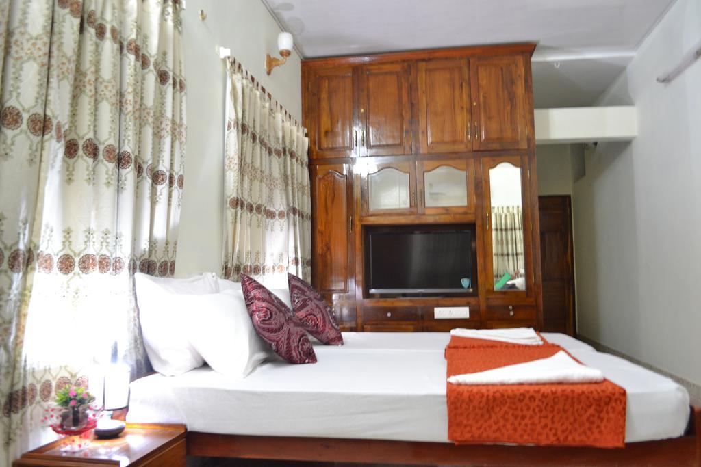 Thoms Beach Homestay Alappuzha 외부 사진
