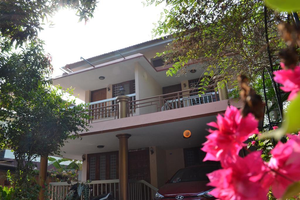 Thoms Beach Homestay Alappuzha 외부 사진