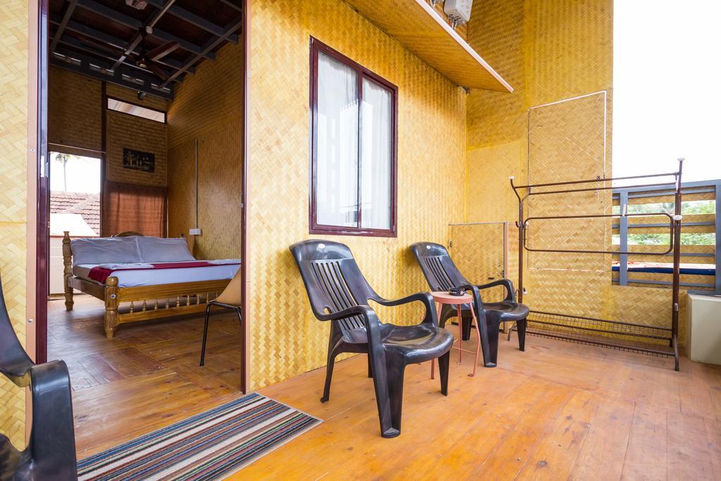 Thoms Beach Homestay Alappuzha 외부 사진