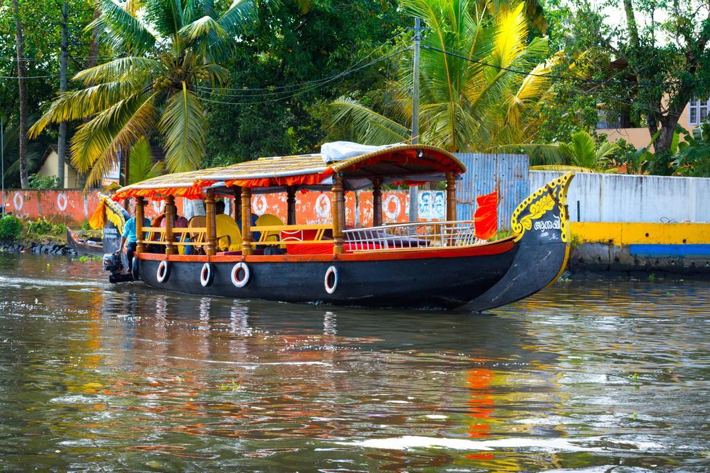 Thoms Beach Homestay Alappuzha 외부 사진